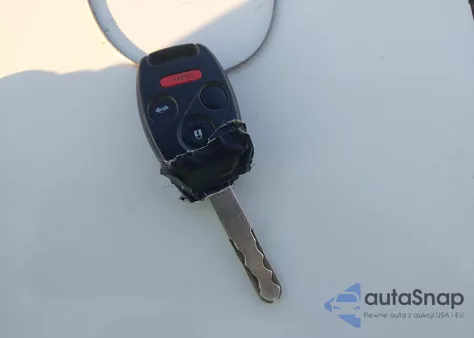 2005 Honda Accord 2.4 Ex from USA, damaged, VIN 1HGCM56825A187630